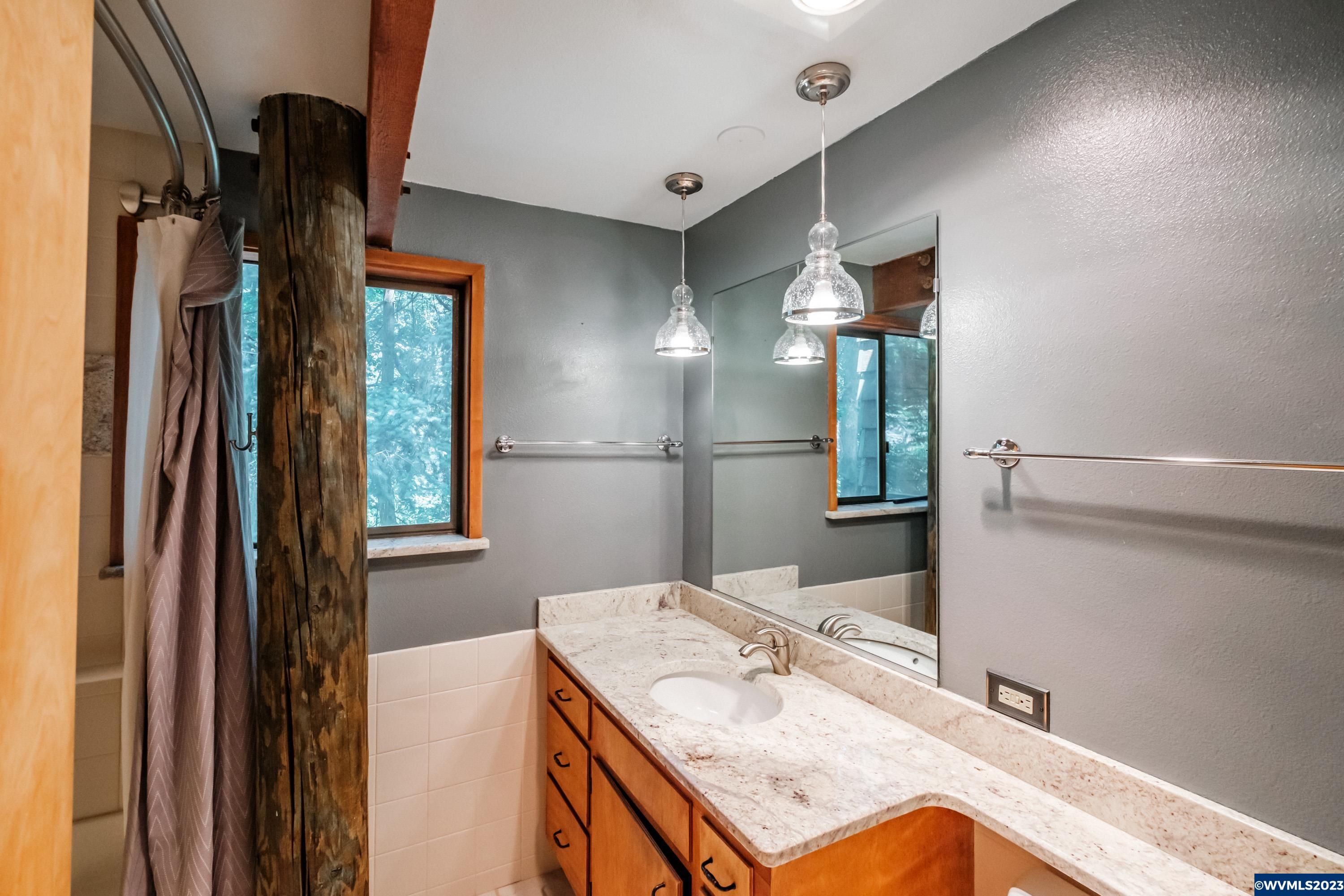 6840 Macleay Road Southeast Salem, OR 97317 - Photo 23 of 41 Gallery Image 23