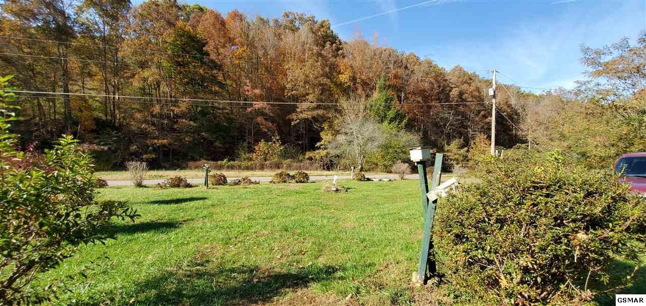 2485 Happy Hollow Road Sevierville, TN 37862 - Photo 2 of 35