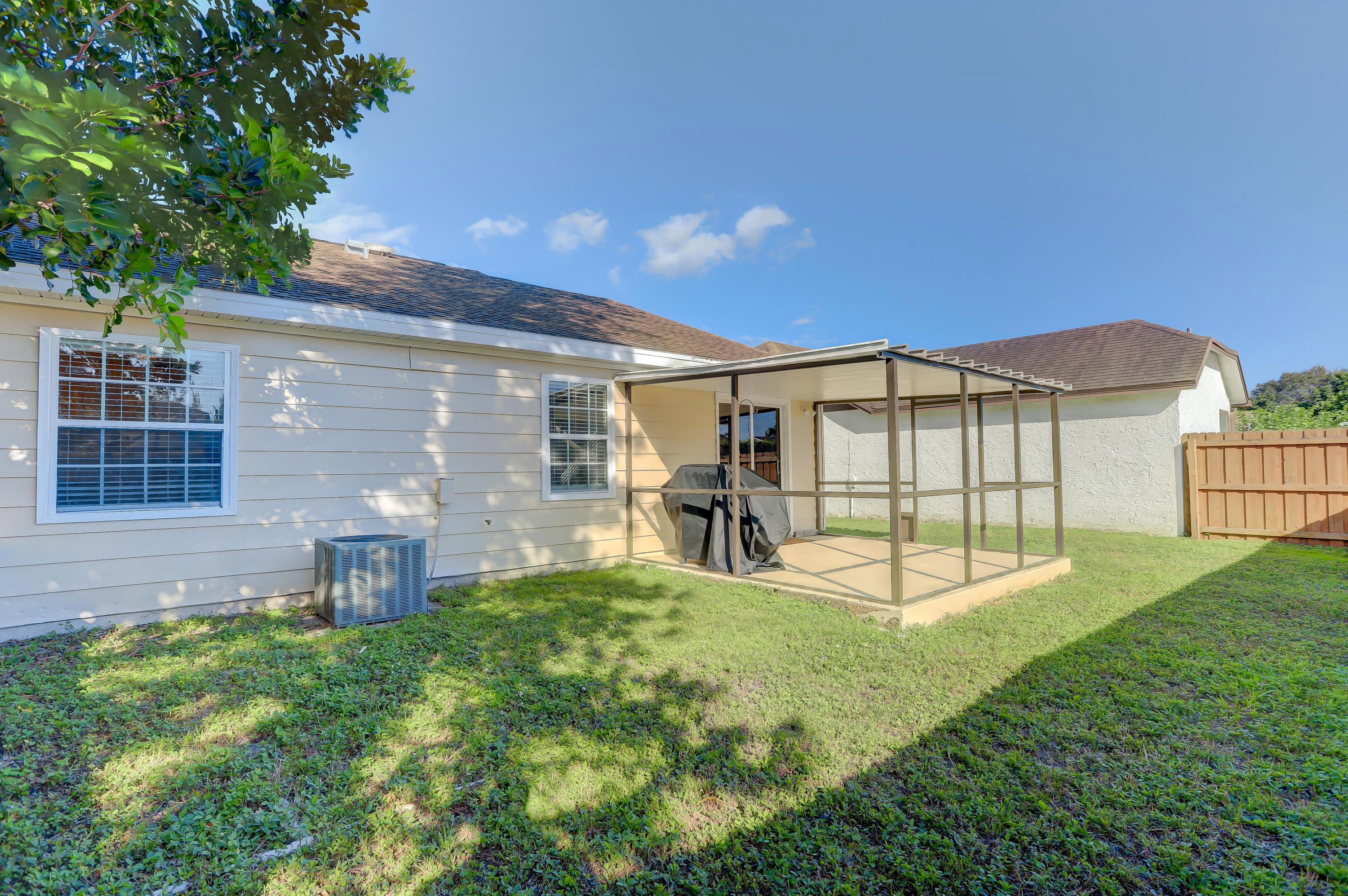11217 South Terradas Lane Boca Raton, FL 33428 - Photo 27 of 44 IMG_8088_89_90_91_92