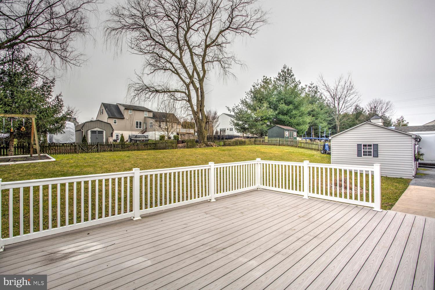 243 Lauschtown Road Denver, PA 17517 - Photo 42 of 54 Deck