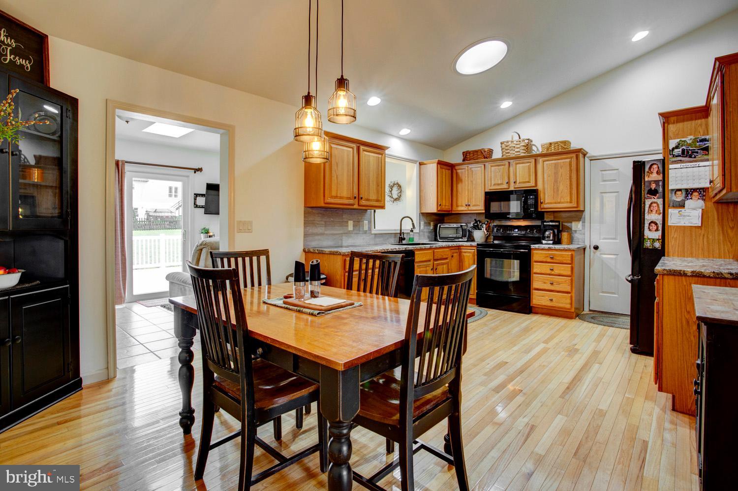 243 Lauschtown Road Denver, PA 17517 - Photo 8 of 54 Kitchen