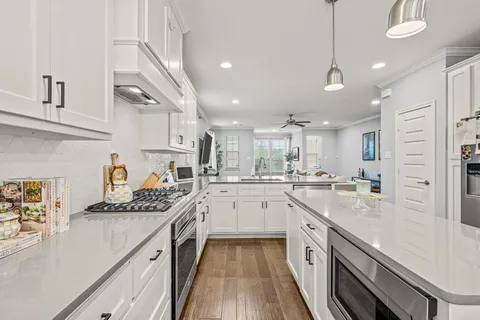 $549,000 | 3711 Byers Avenue, Fort Worth, TX 76107