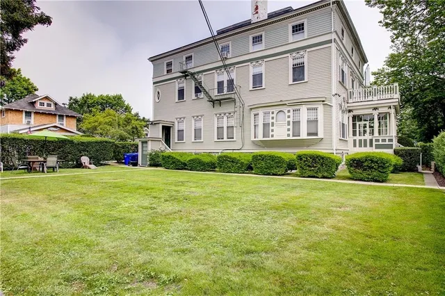 $1,500 | 20 Berkeley Avenue, Unit 6, Newport, RI 02840