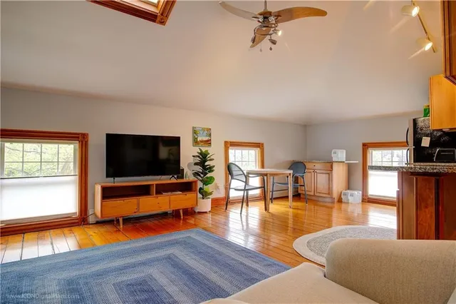 $1,500 | 20 Berkeley Avenue, Unit 6, Newport, RI 02840