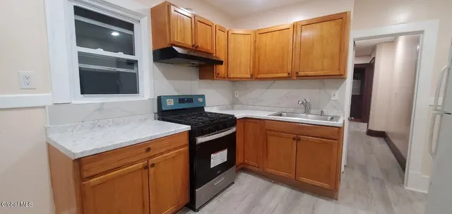 $250,000 | 94 Kent Street, Albany, NY 12206