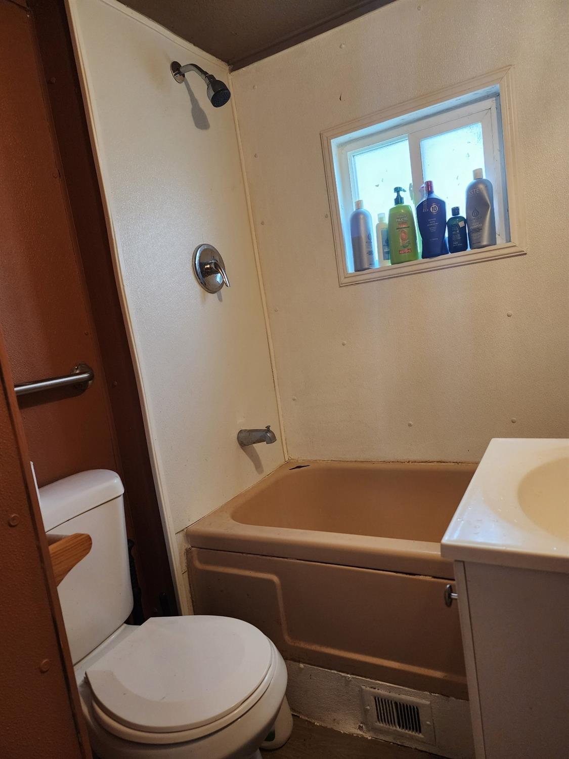 1523 North Beale Road, Unit 49 Marysville, CA 95901 - Photo 8 of 16