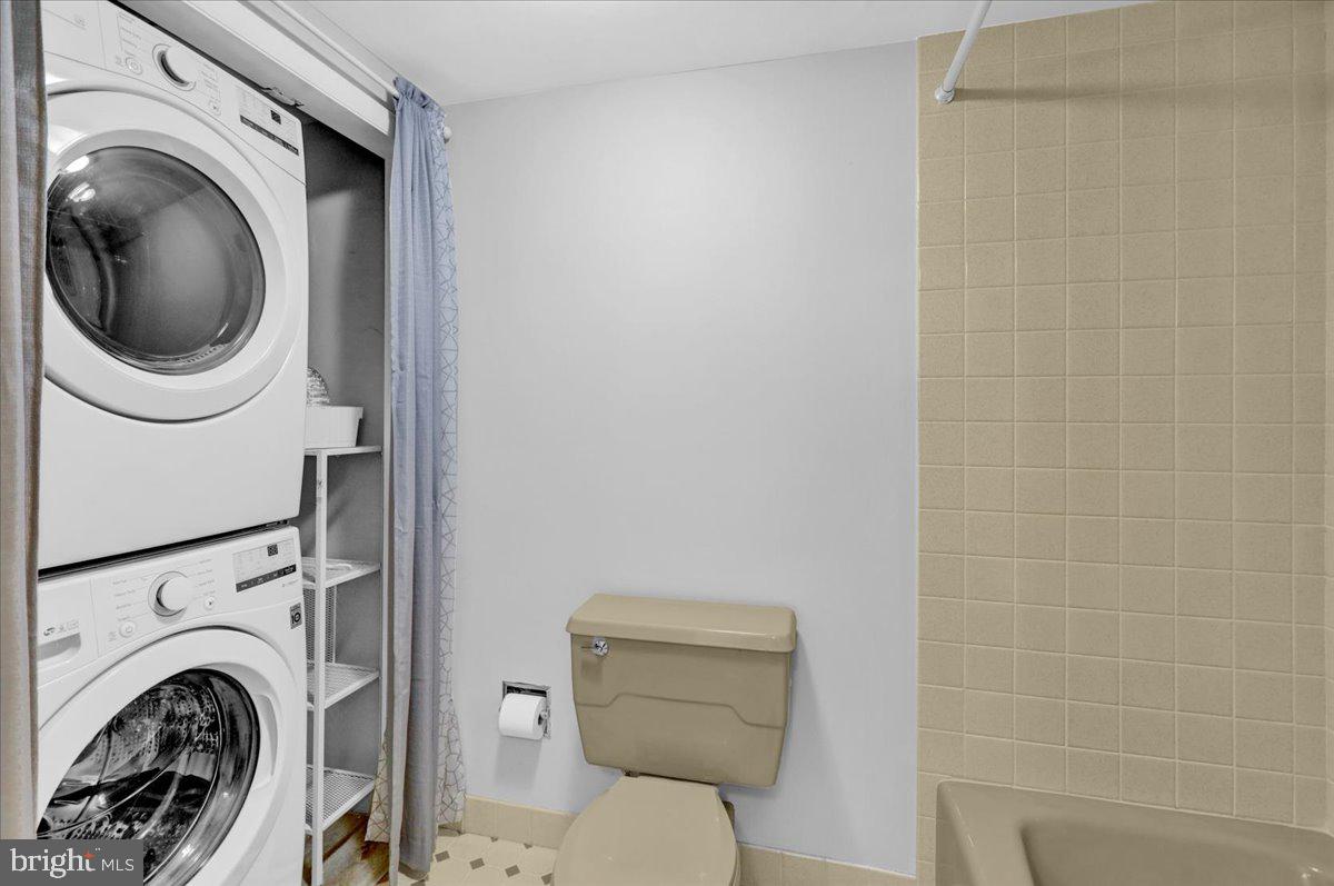 1375 Pershing Boulevard, Unit 508 Reading, PA 19607 - Photo 23 of 37 Newer stacked washer/dryer