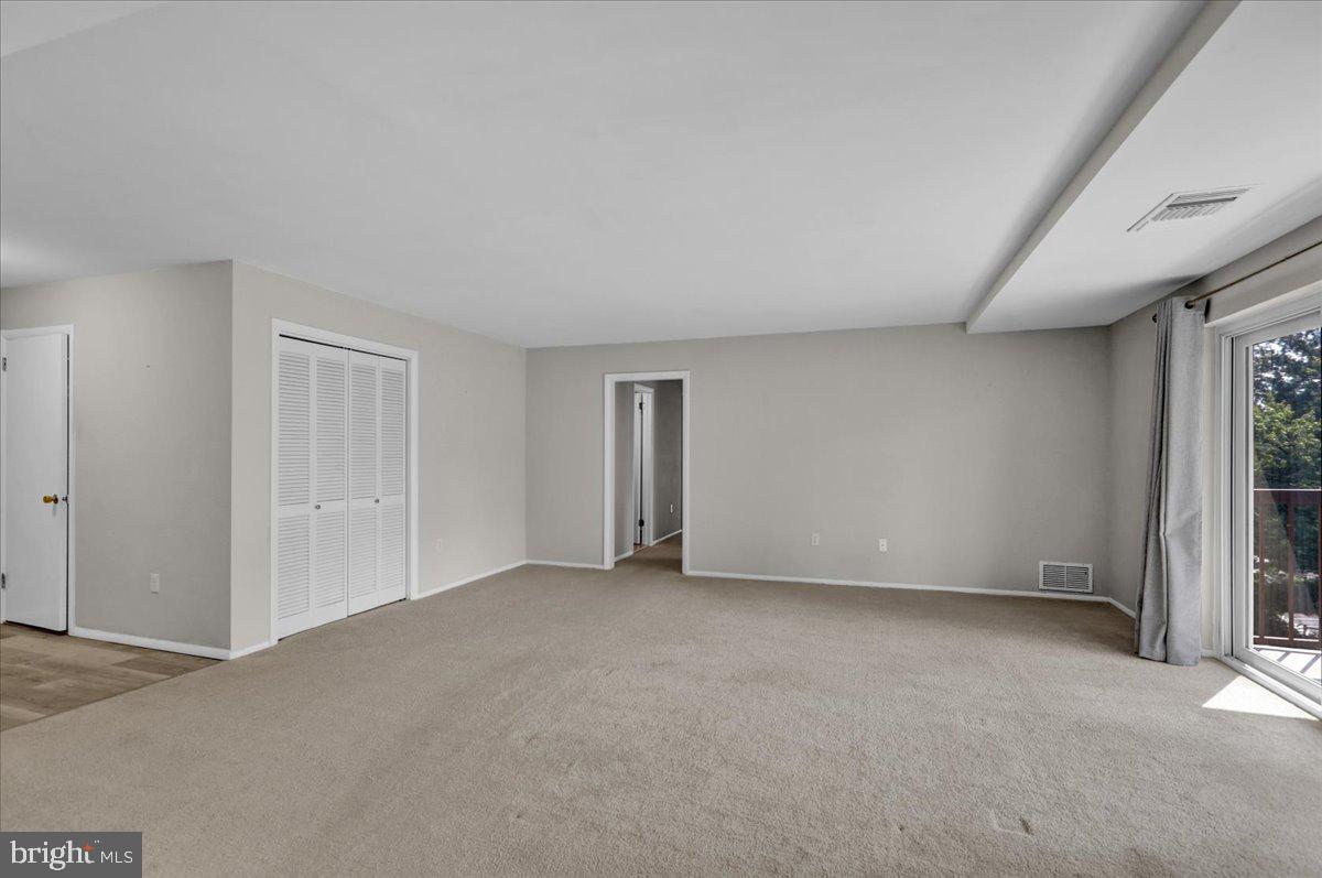 1375 Pershing Boulevard, Unit 508 Reading, PA 19607 - Photo 6 of 37 2 closets conveniently located off the foyer