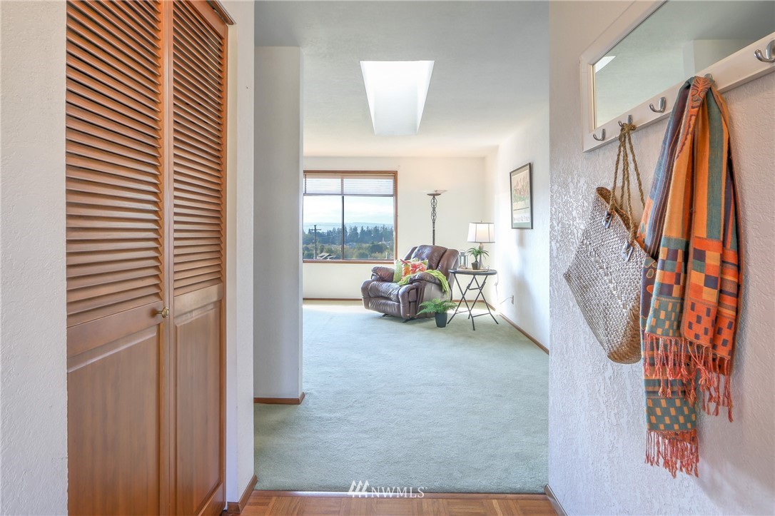 37599 Buck Road Northeast Hansville, WA 98340 - Photo 14 of 19 Gallery Image 14