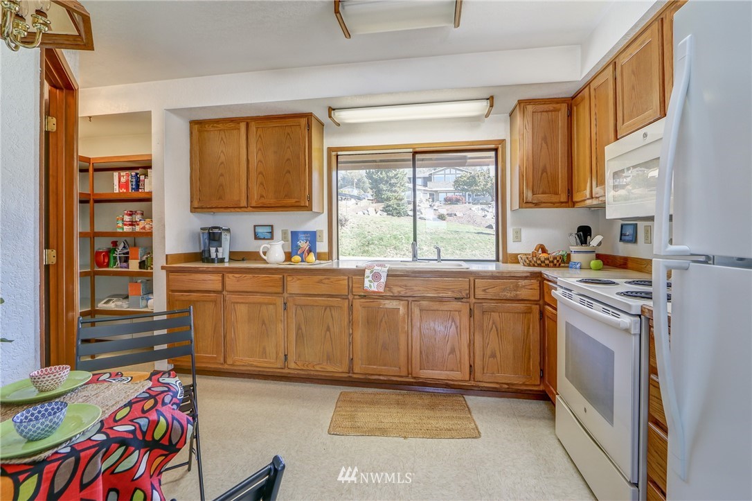 37599 Buck Road Northeast Hansville, WA 98340 - Photo 3 of 19 Gallery Image 3