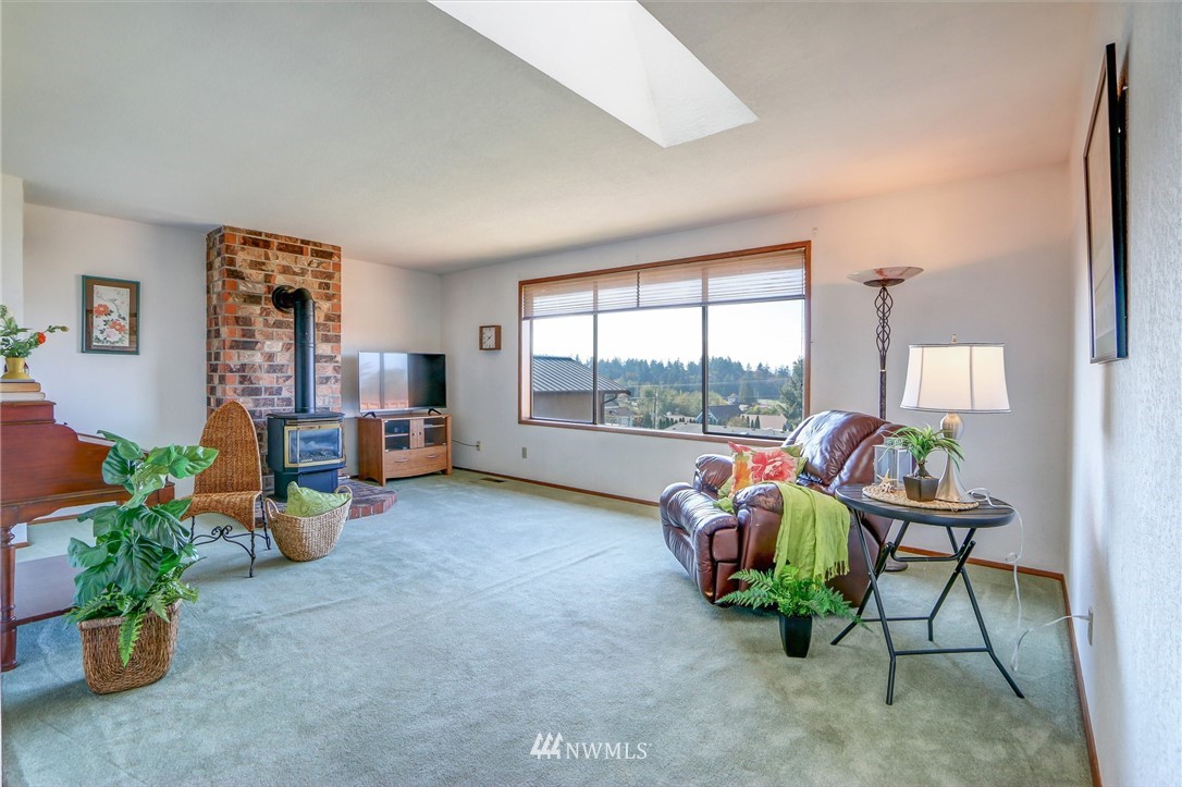 37599 Buck Road Northeast Hansville, WA 98340 - Photo 7 of 19 Gallery Image 7