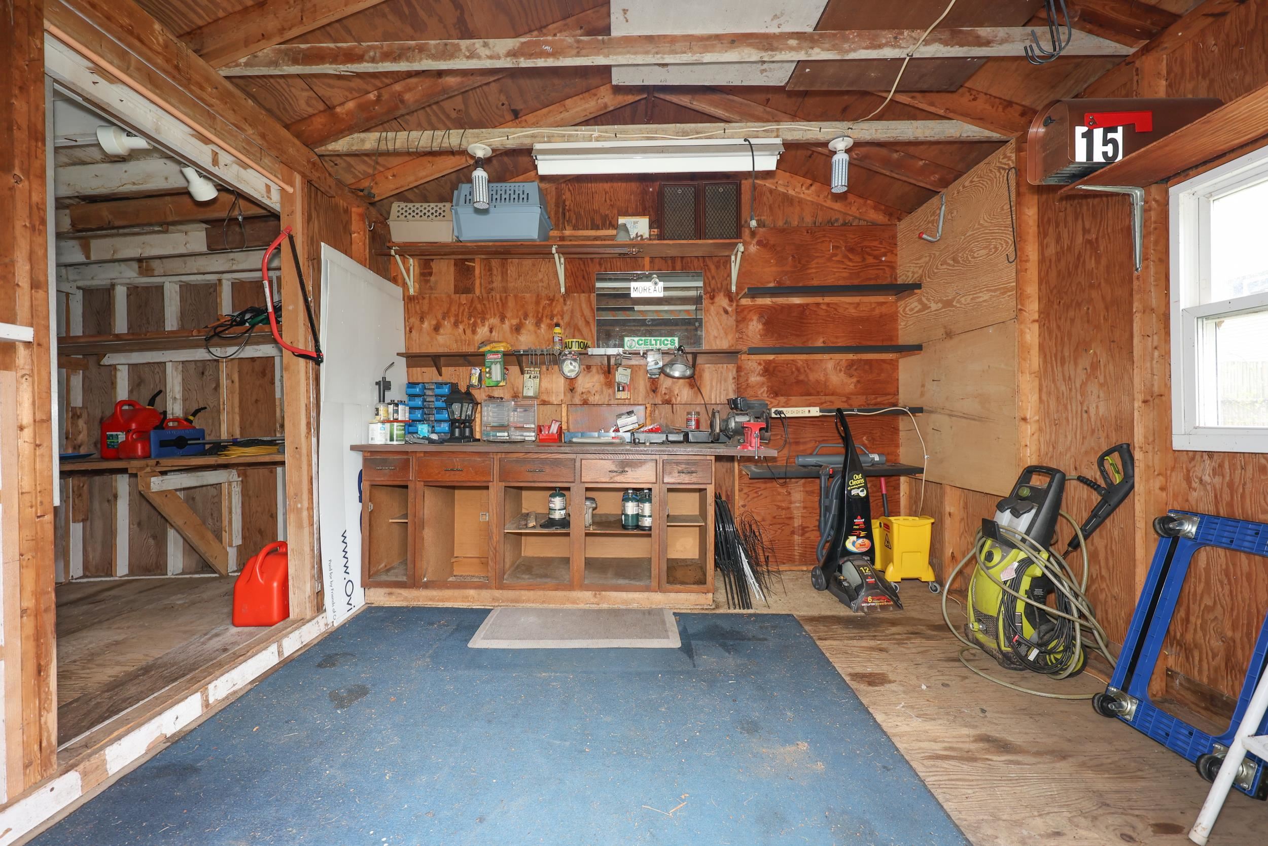 15 Raymond Drive Merrimack, NH 03054 - Photo 10 of 42