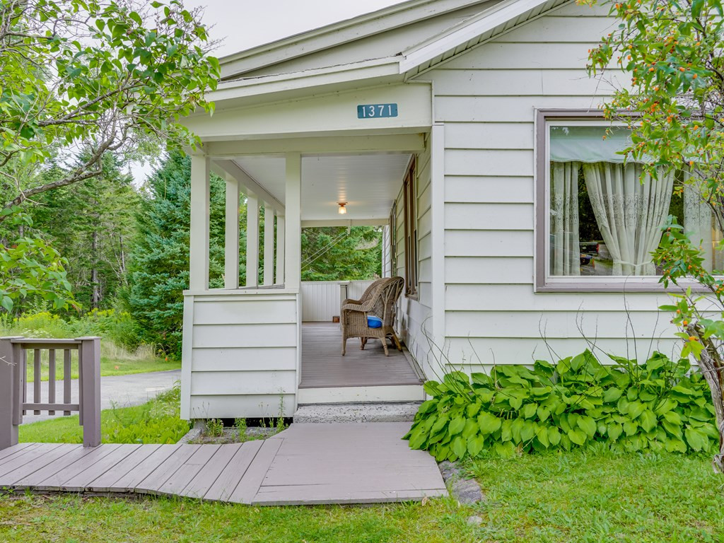1371 Tupper Road Long Lake, NY 12847 - Photo 4 of 52 Gallery Image 4