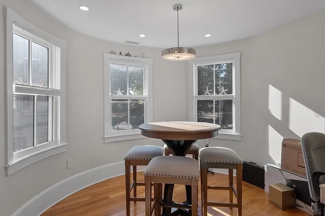 $4,750 | 2 School Street, Unit R2, Manchester, MA 01944