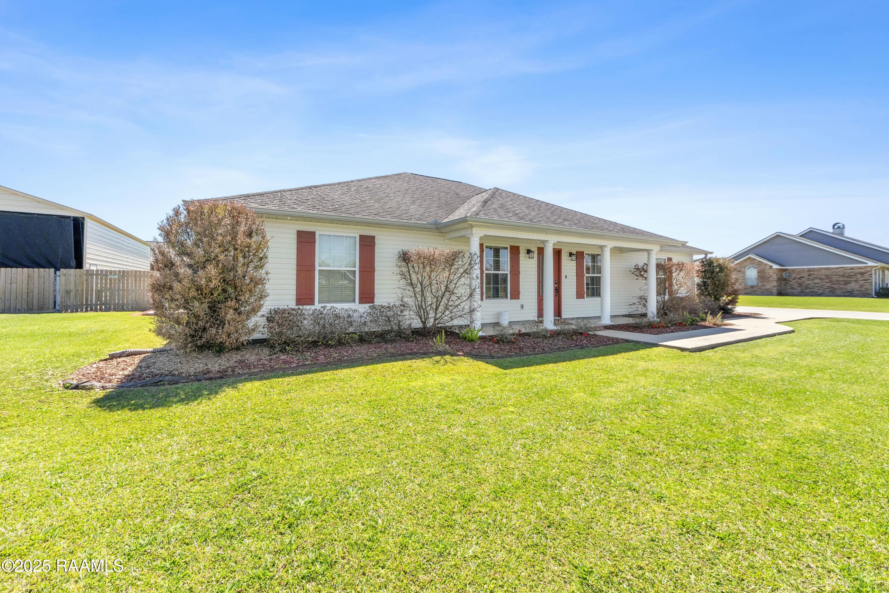 1003 Frank Castille Road Breaux Bridge, LA 70517 - Photo 3 of 46 tempImage5Z9mEV