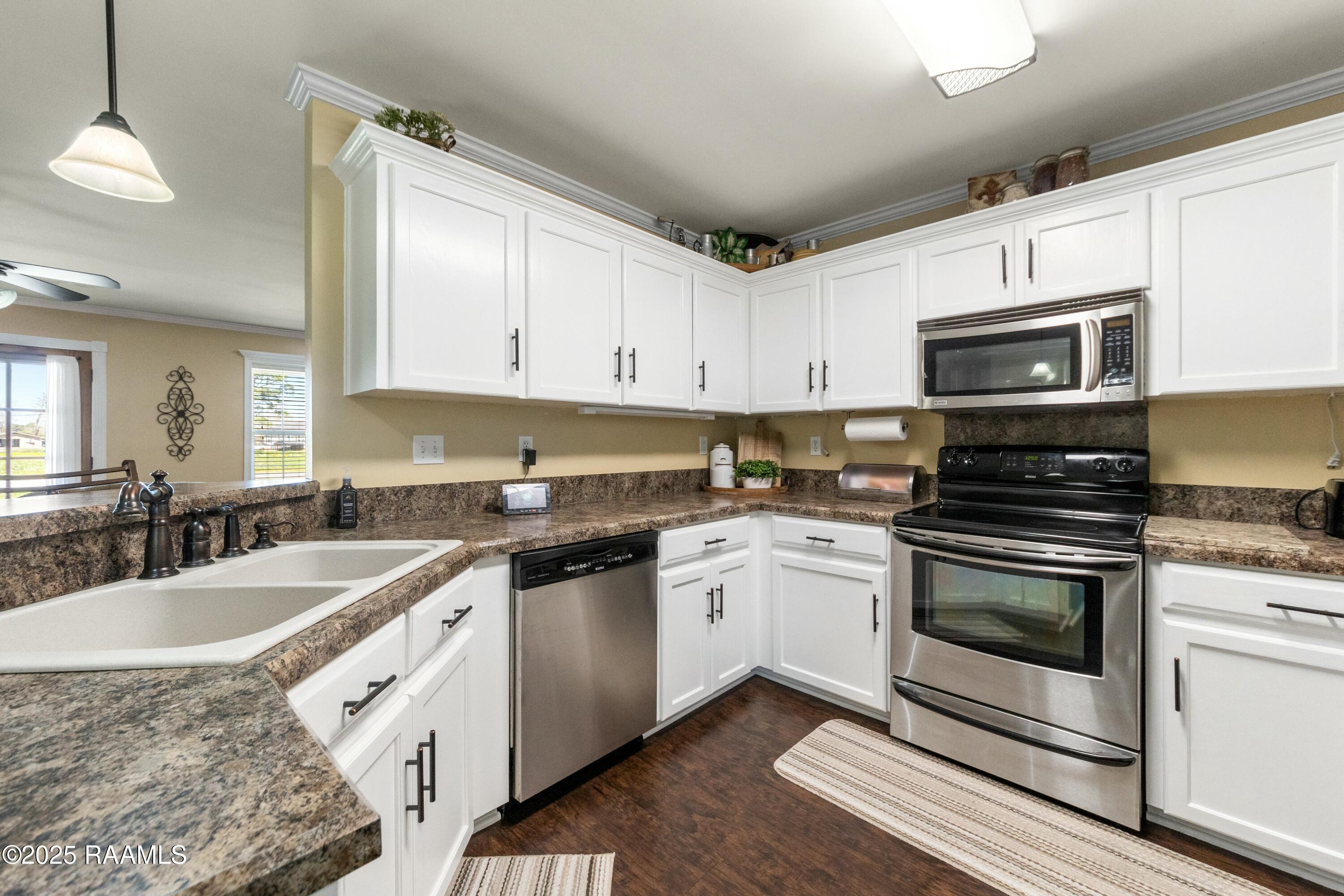 1003 Frank Castille Road Breaux Bridge, LA 70517 - Photo 41 of 46 tempImageeJvfvW