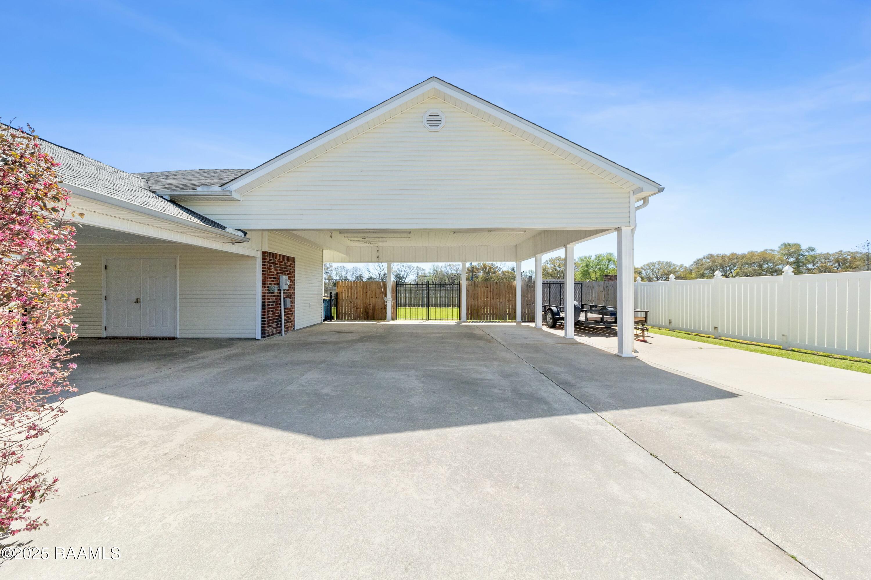 1003 Frank Castille Road Breaux Bridge, LA 70517 - Photo 6 of 46 tempImage3kGHDf