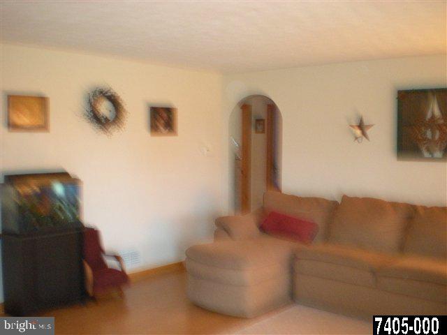 636 Old Commons Road Windsor, PA 17366 - Photo 12 of 22