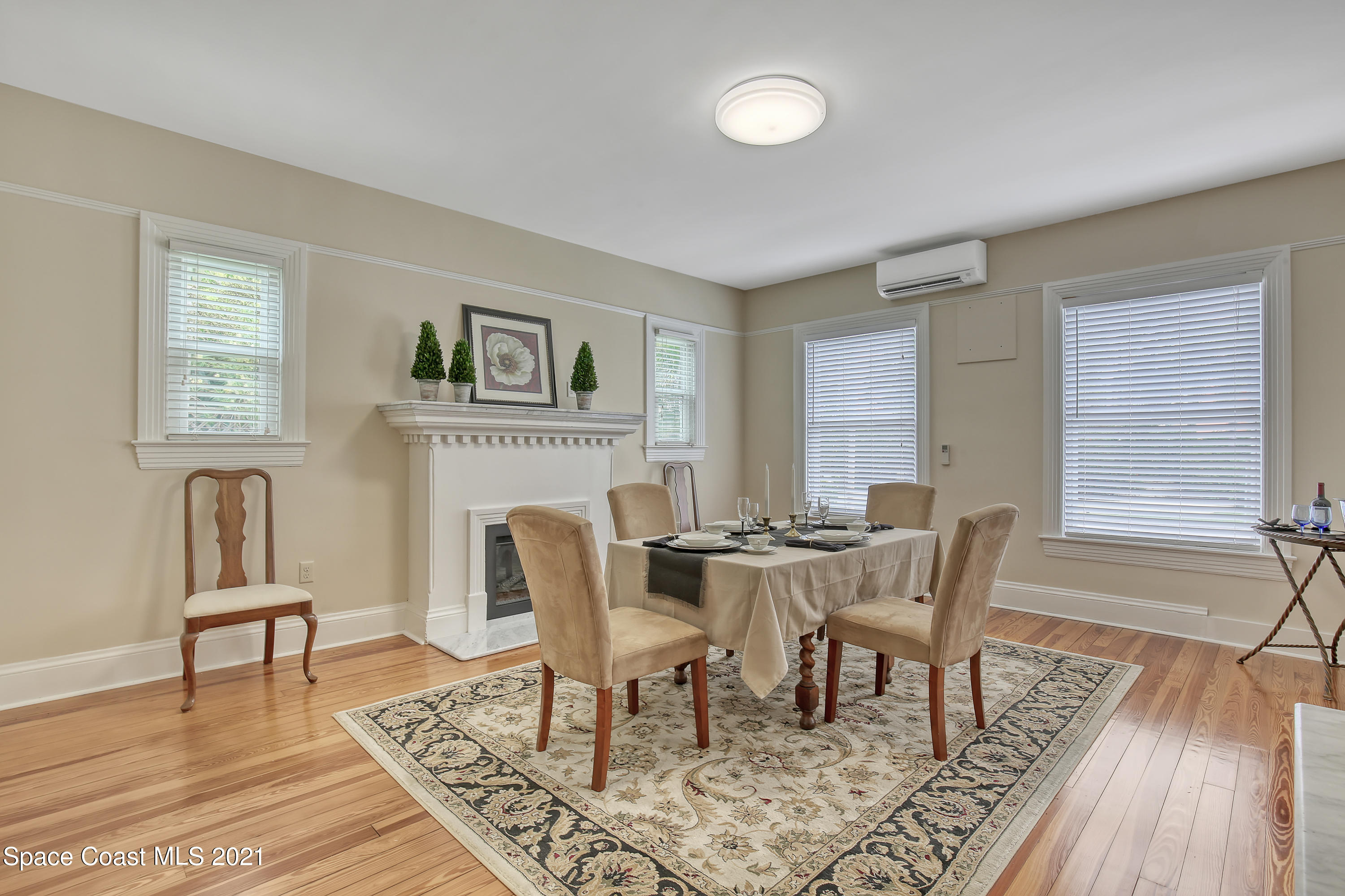 117 Riverside Drive Cocoa, FL 32922 - Photo 12 of 38 Dining Room