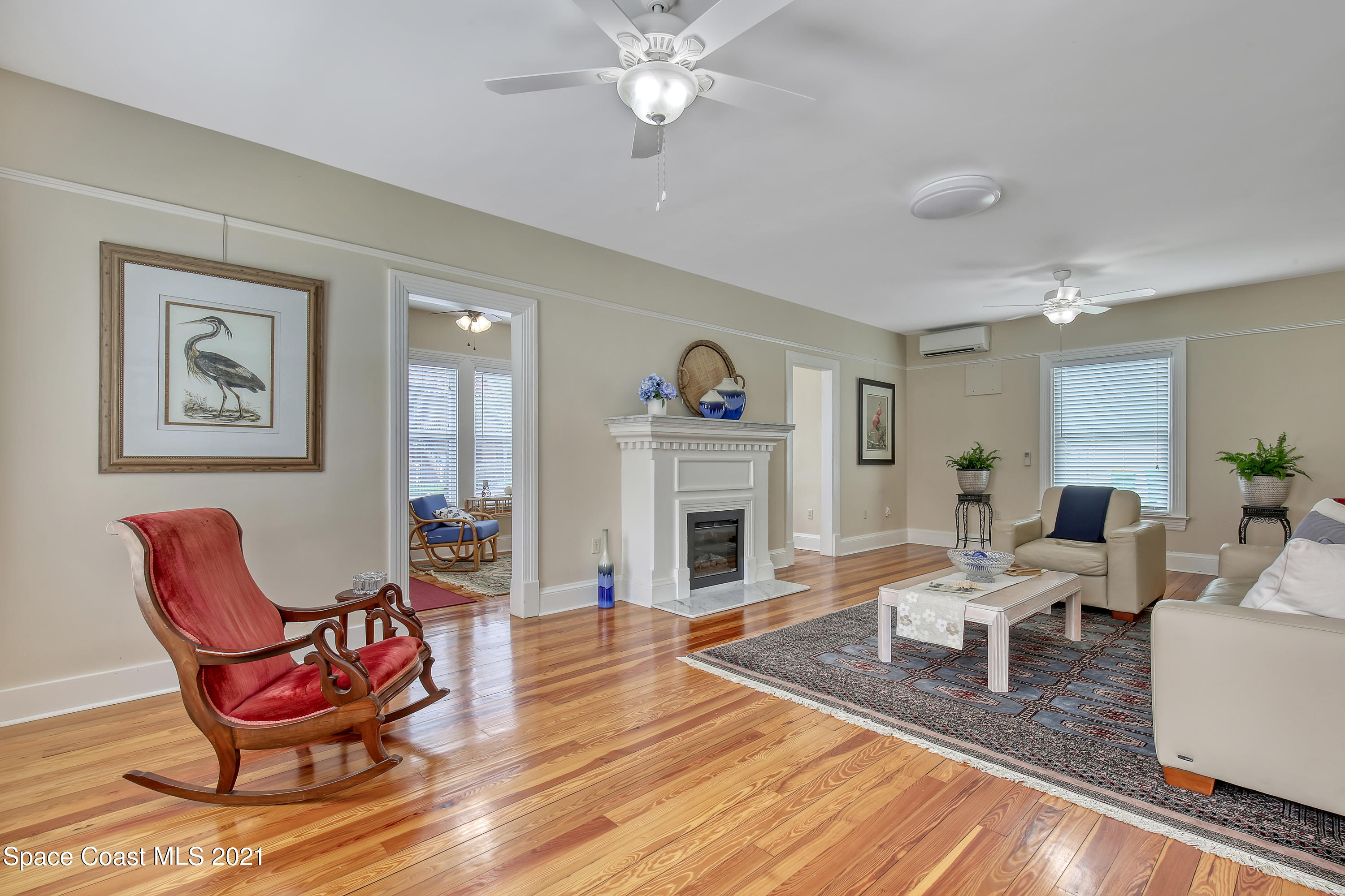 117 Riverside Drive Cocoa, FL 32922 - Photo 3 of 38 Living Room