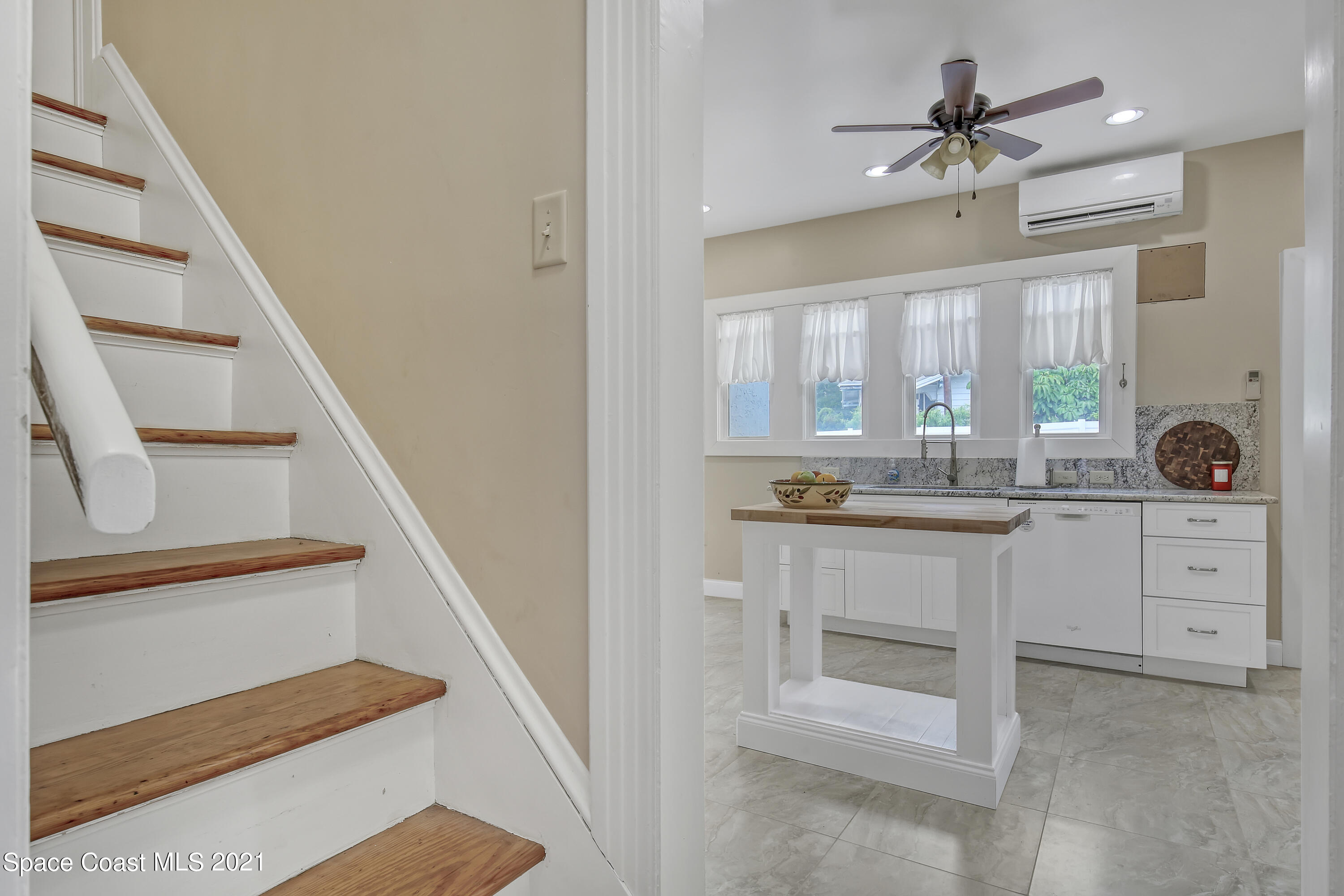 117 Riverside Drive Cocoa, FL 32922 - Photo 8 of 38 Kitchen