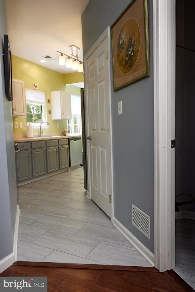 4 Winterberry Terrace Hamilton, NJ 08690 - Photo 19 of 43