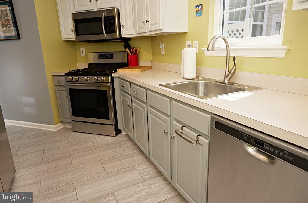4 Winterberry Terrace Hamilton, NJ 08690 - Photo 22 of 43