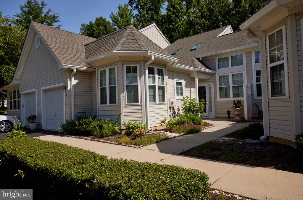 4 Winterberry Terrace Hamilton, NJ 08690 - Photo 4 of 43