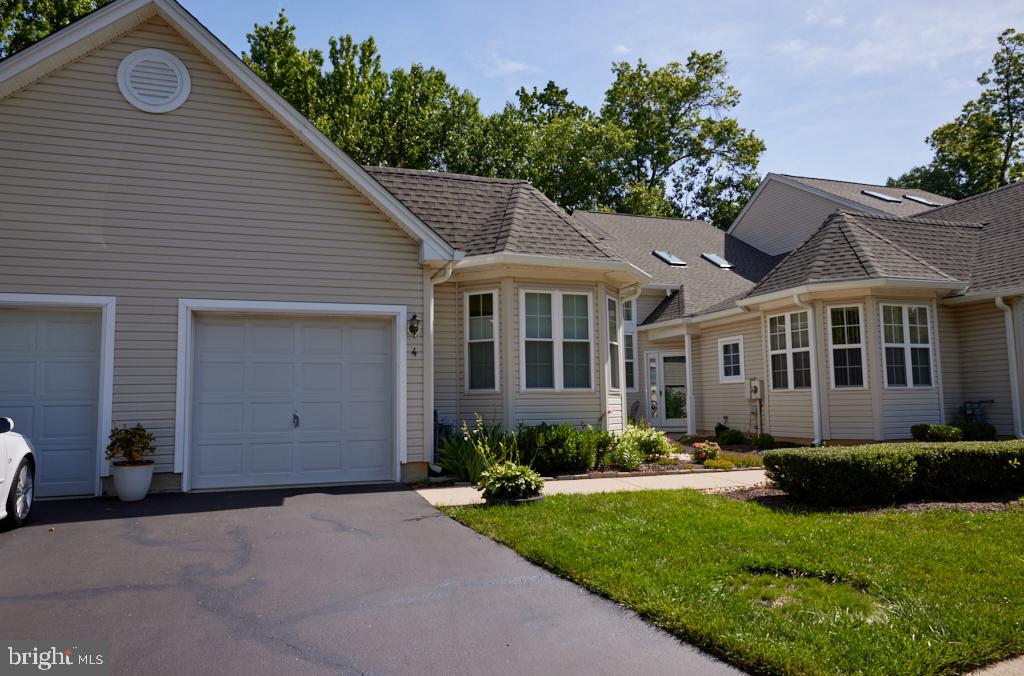 4 Winterberry Terrace Hamilton, NJ 08690 - Photo 6 of 43