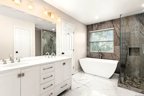 $600,000 | 2854 Lakehills Street, San Antonio, TX 78251