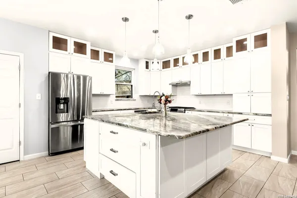 $600,000 | 2854 Lakehills Street, San Antonio, TX 78251