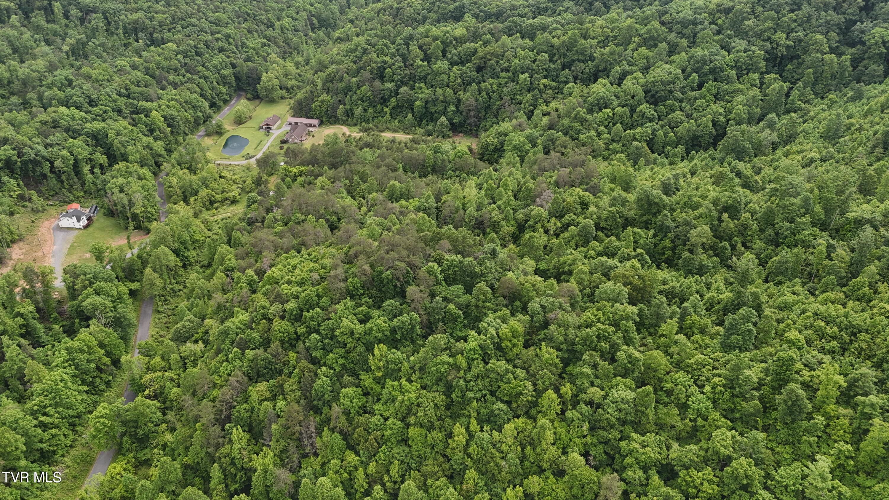 289 A Early Branch Road Rogersville, TN 37857 - Photo 17 of 27 dji_fly_20250519_161814_0072_17476863574