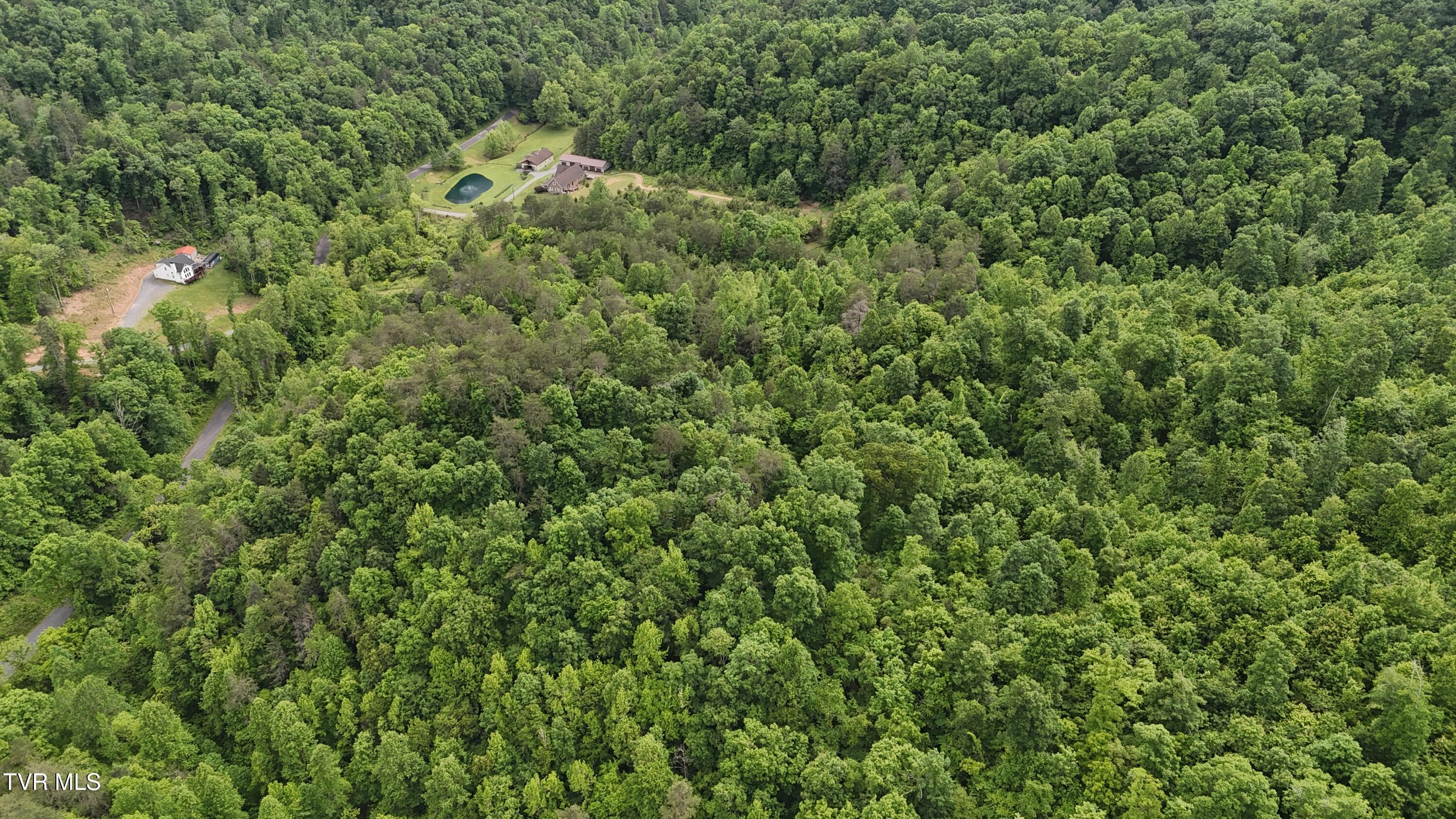 289 A Early Branch Road Rogersville, TN 37857 - Photo 19 of 27 dji_fly_20250519_161834_0074_17476863566