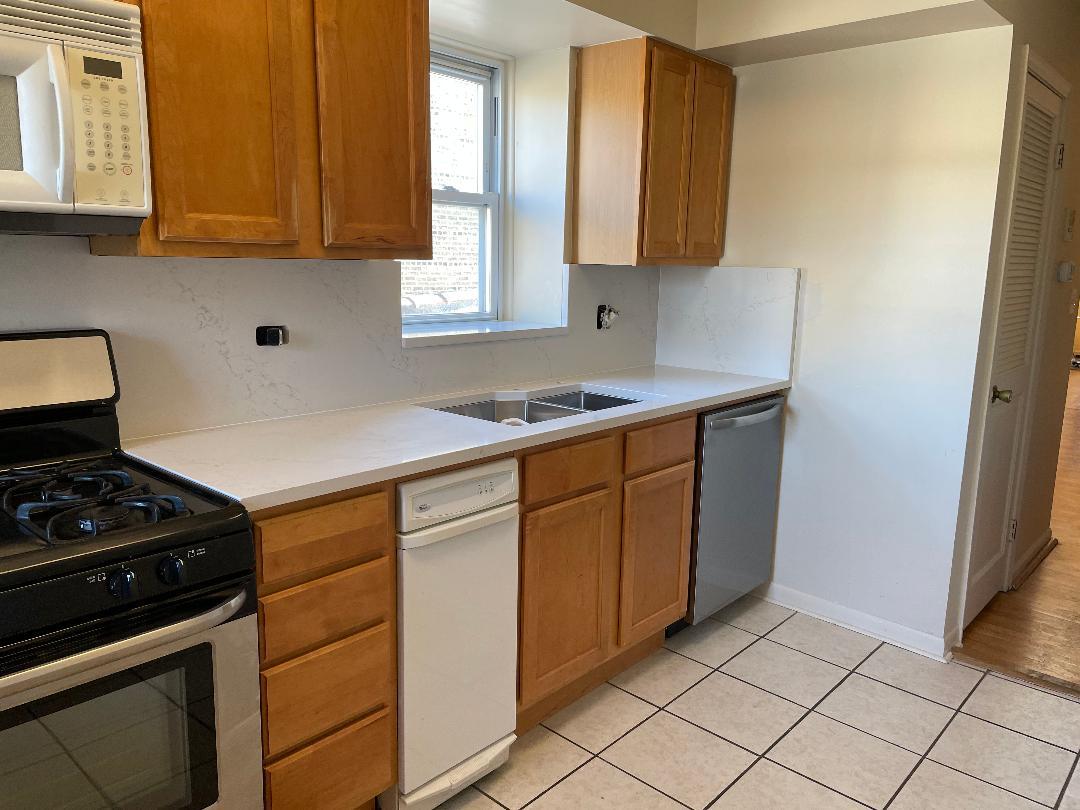 616 West Surf Street, Unit 3 Chicago, IL 60657 - Photo 7 of 22