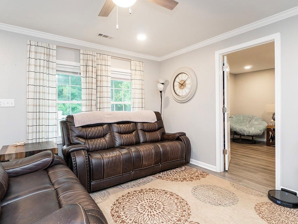 388 Brooks Road Reidsville, NC 27320 - Photo 3 of 29 Gallery Image 3