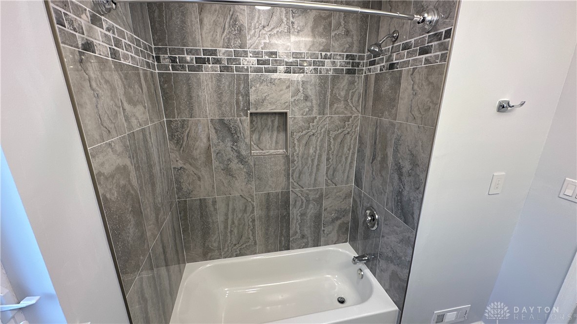 200 West Nottingham Road Dayton, OH 45405 - Photo 26 of 48 Gallery Image 26