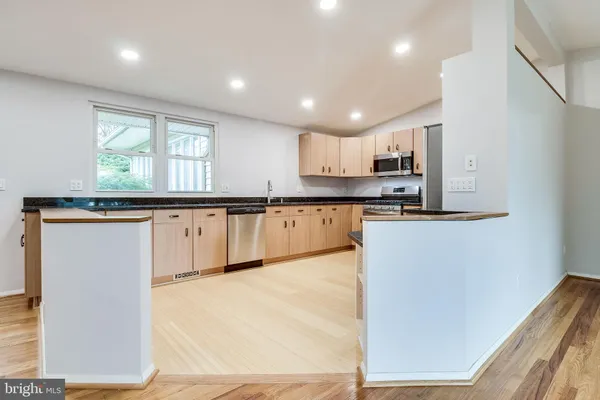 $6,500 | 6525 Byrnes Drive, McLean, VA 22101