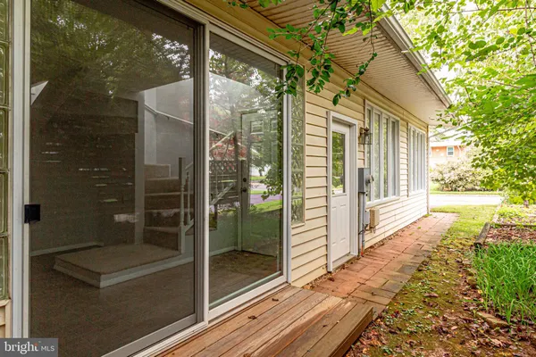 $6,500 | 6525 Byrnes Drive, McLean, VA 22101