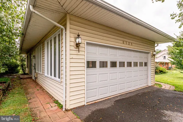 $6,500 | 6525 Byrnes Drive, McLean, VA 22101