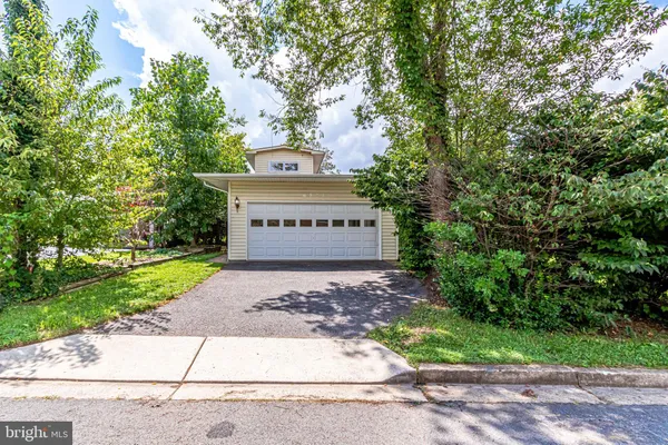 $6,500 | 6525 Byrnes Drive, McLean, VA 22101