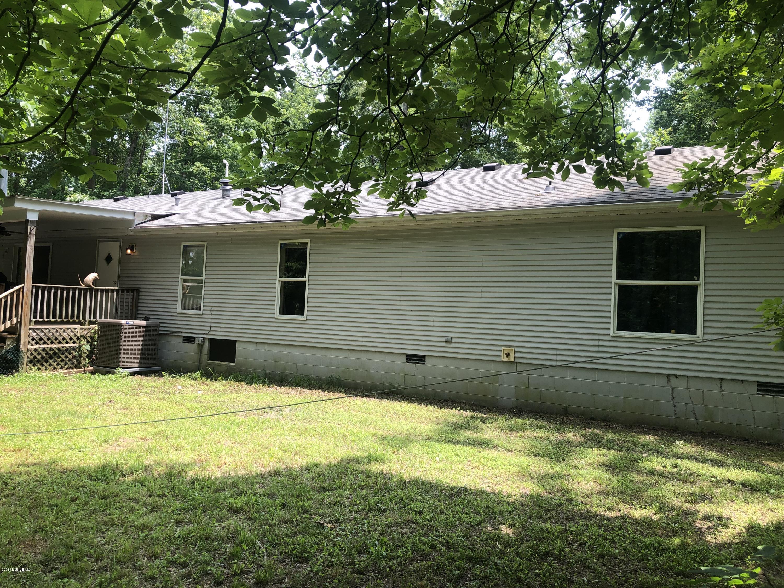 2874 Beech Grv Road Shepherdsville, KY 40165 - Photo 5 of 60 IMG_2777