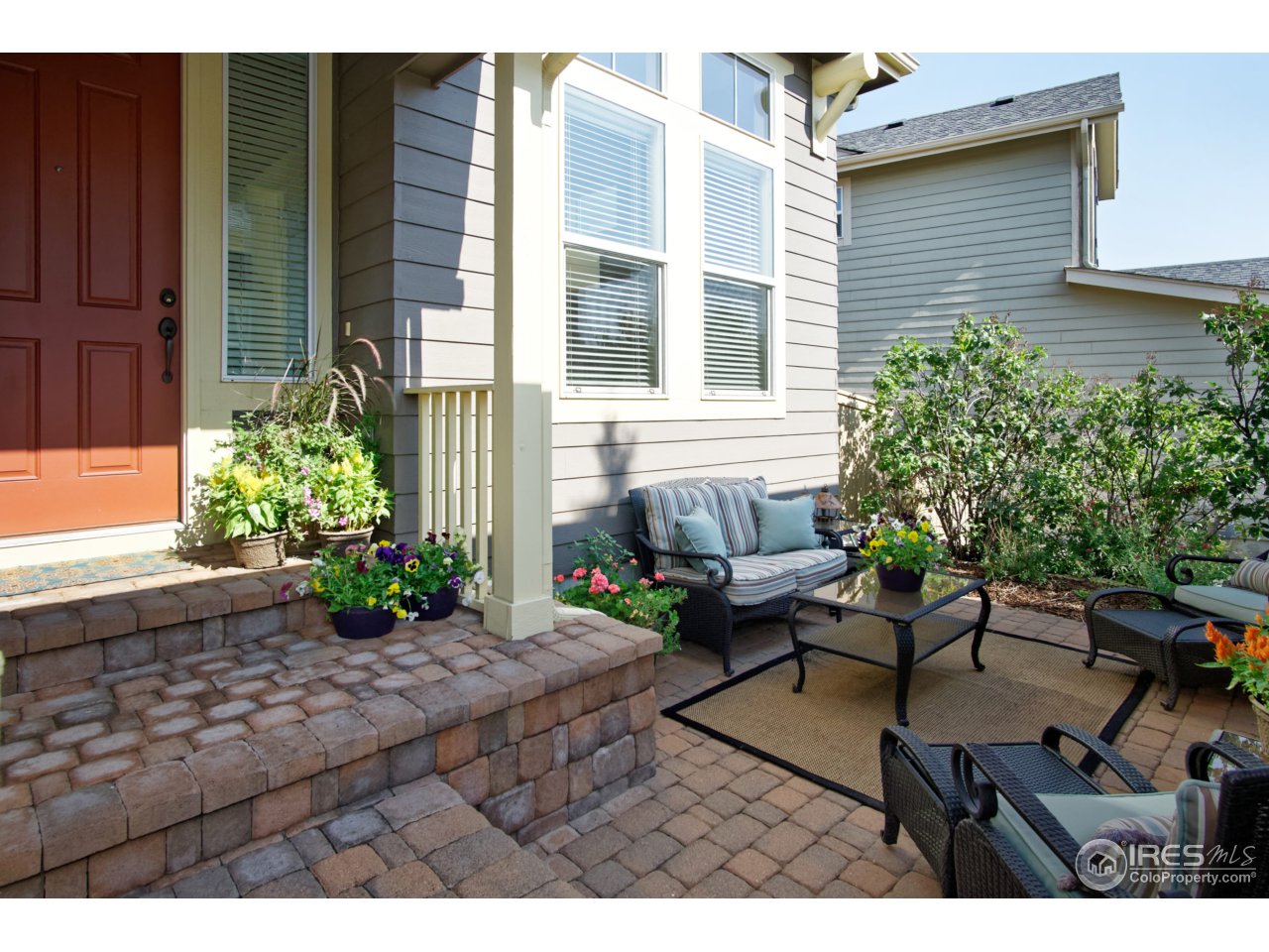4843 Bluegate Drive Highlands Ranch, CO 80130 - Photo 3 of 40