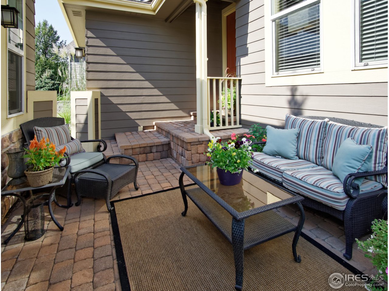 4843 Bluegate Drive Highlands Ranch, CO 80130 - Photo 4 of 40