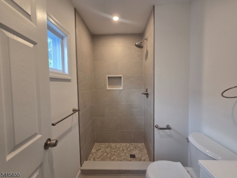 323 William Street, Unit 1 Harrison, NJ 07029 - Photo 8 of 12