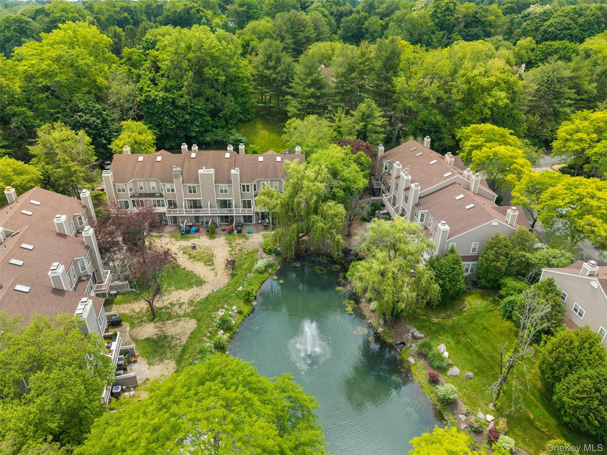 611 Pondside Drive White Plains, NY 10607 - Photo 22 of 40