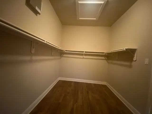 $2,650 | 2101 Crestwind Court, Pearland, TX 77584