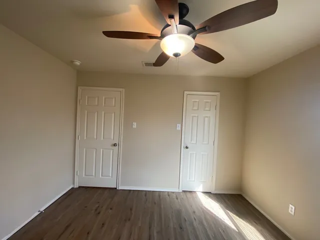 $2,650 | 2101 Crestwind Court, Pearland, TX 77584