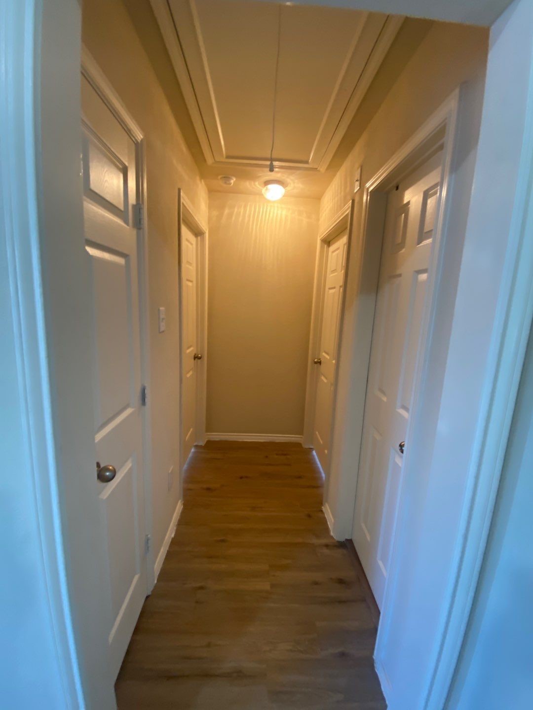 2101 Crestwind Court Pearland, TX 77584 - Photo 35 of 41 a view of a hallway