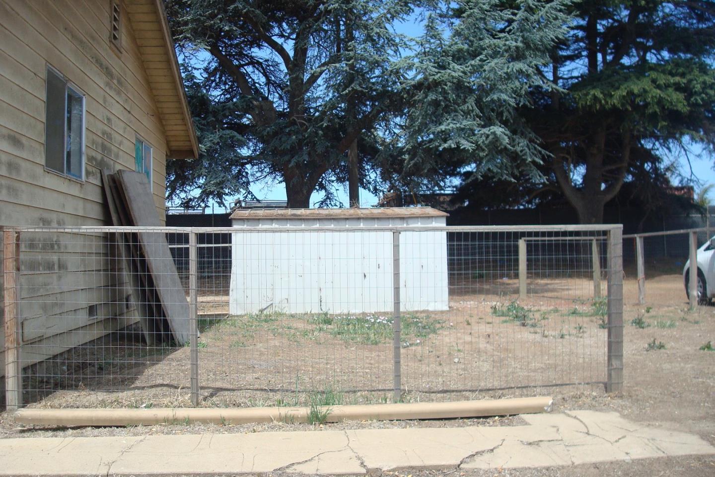 59 Russell Road, Unit A Salinas, CA 93906 - Photo 5 of 16 Gallery Image 5