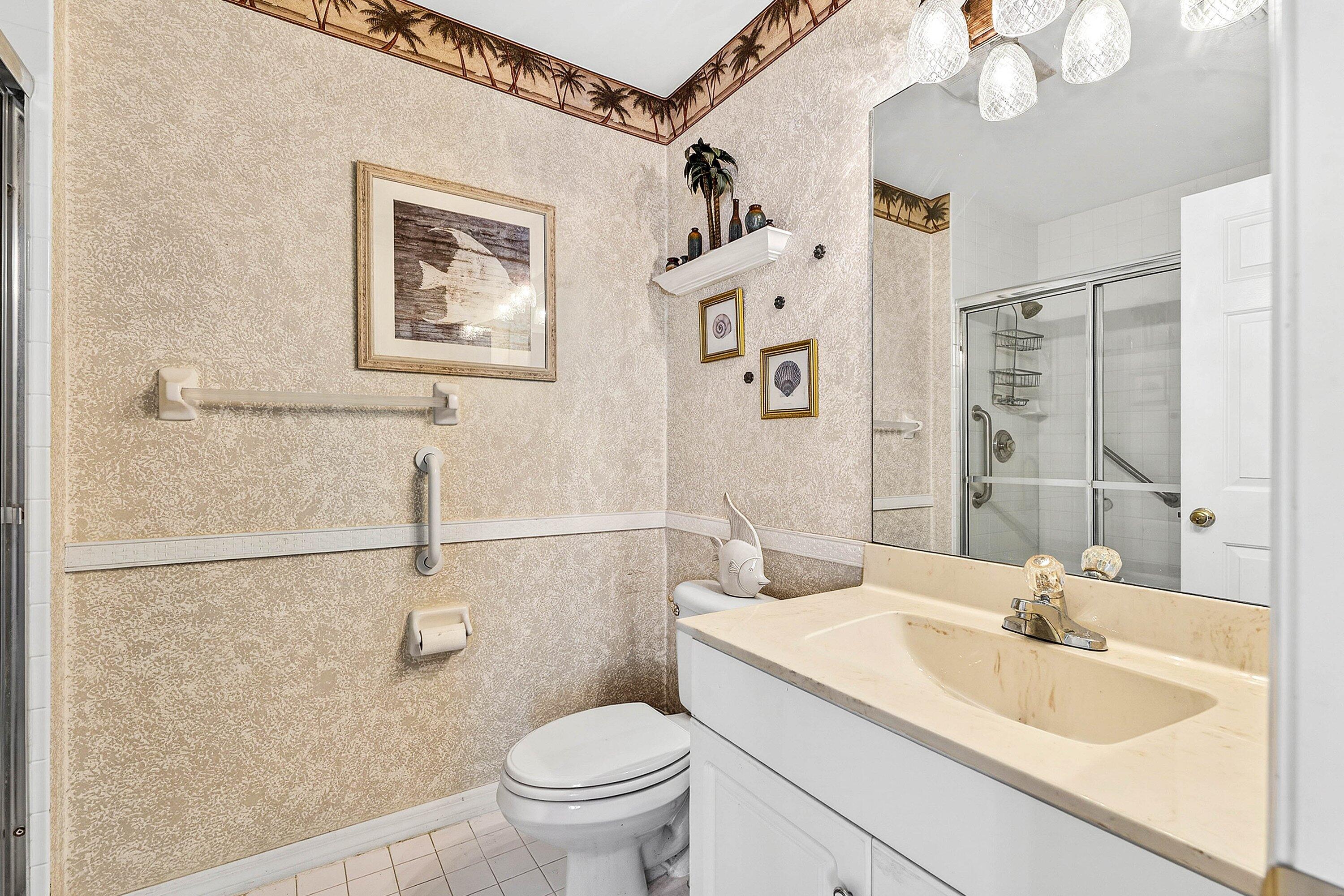 6163 Southeast Georgetown Place Hobe Sound, FL 33455 - Photo 20 of 59 guest bath